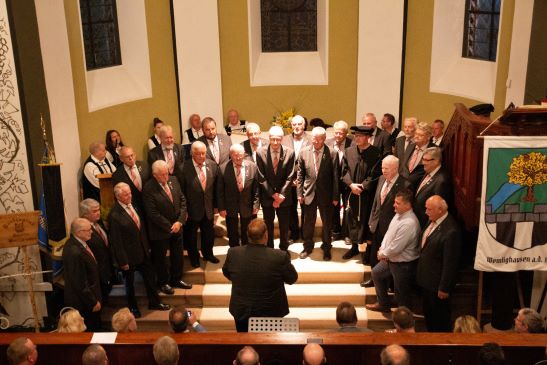 Aufführung des MGV Schüllar-Wemlighausen Aufführung des MGV Schüllar-Wemlighausen