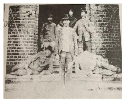 Die Maurer, die am Bau der Odebornskirche beteiligt waren. Die Maurer, die am Bau der Odebornskirche beteiligt waren.