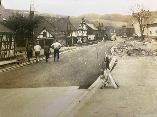 Das Dorfbild änderte sich. Das Dorfbild änderte sich.