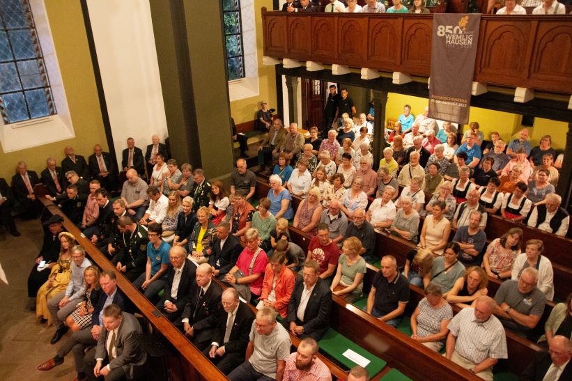 Festkommers Publikum und Aufführung des MGV Schüllar-Wemlighausen Festkommers Publikum und Aufführung des MGV Schüllar-Wemlighausen