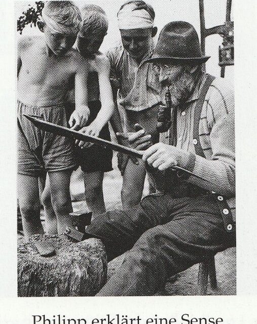 Philipp erklärt eine Sense