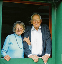 Wilhelm Nölling mit seiner Frau Maria. (Bild aus Lübecker Nachrichten) Wilhelm Nölling mit seiner Frau Maria. (Bild aus Lübecker Nachrichten)