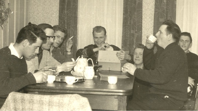 1958 Jungmännerstunde, u.a. mit Reinhold Lückel und Gerhard Aderhold 1958 Jungmännerstunde, u.a. mit Reinhold Lückel und Gerhard Aderhold